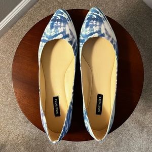 Nine West flats, women size 8.5, blue tie dye.